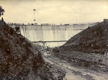 Giải mã “bức tường biết thì thầm” ở Úc - 6 Đình Huế